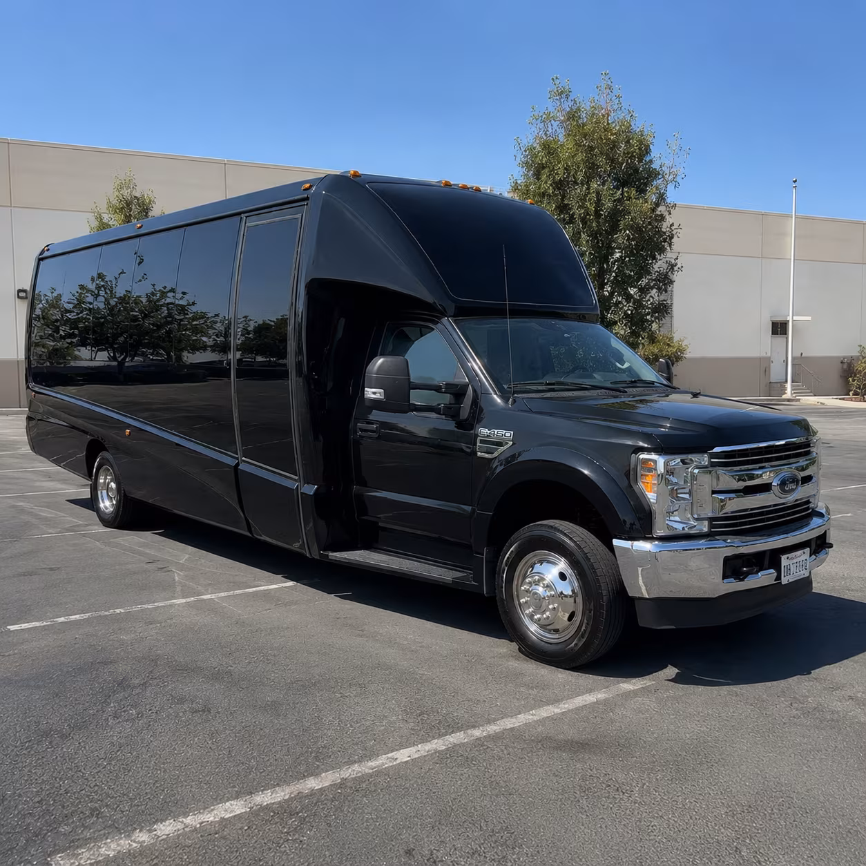 18 Passenger Party Bus Exterior