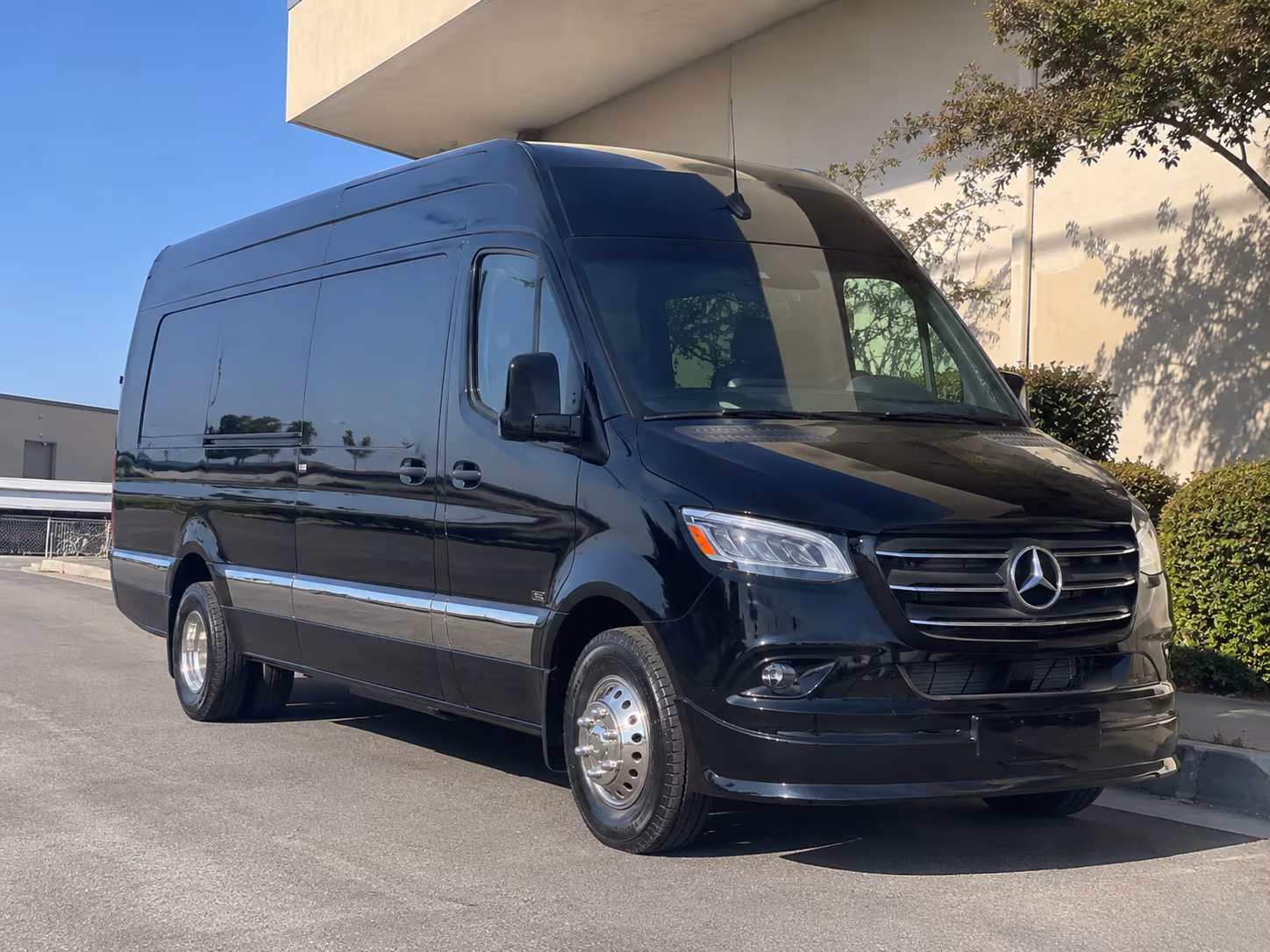Redlands School Event & Field Trip Transportation